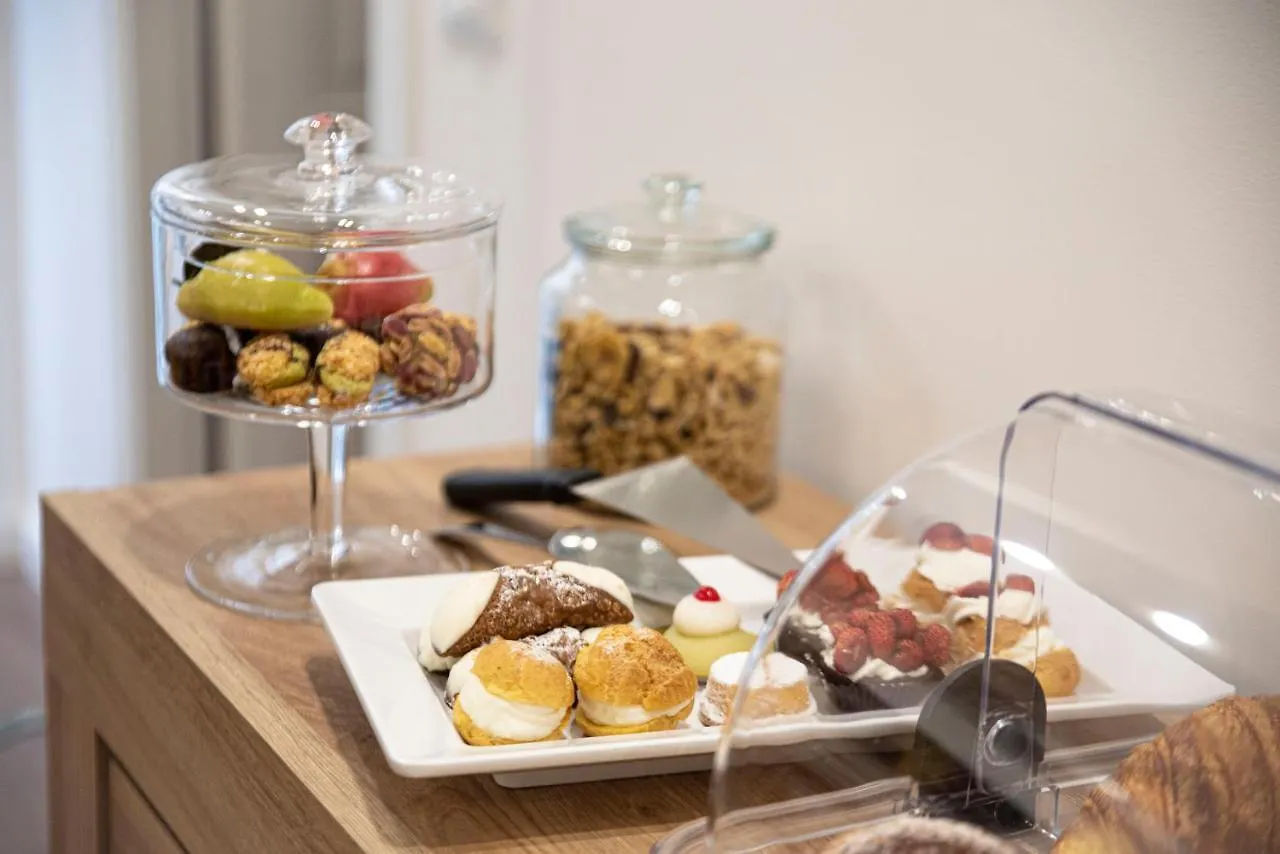 Fervore Luxury Rooms Palermo 0*,  Italy